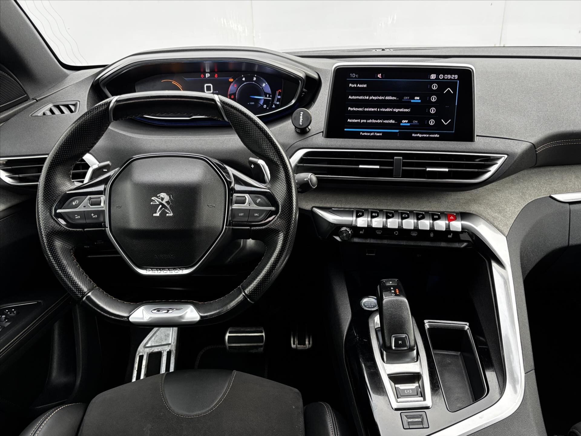 Peugeot 5008 SUV 2,0 l 130 kw