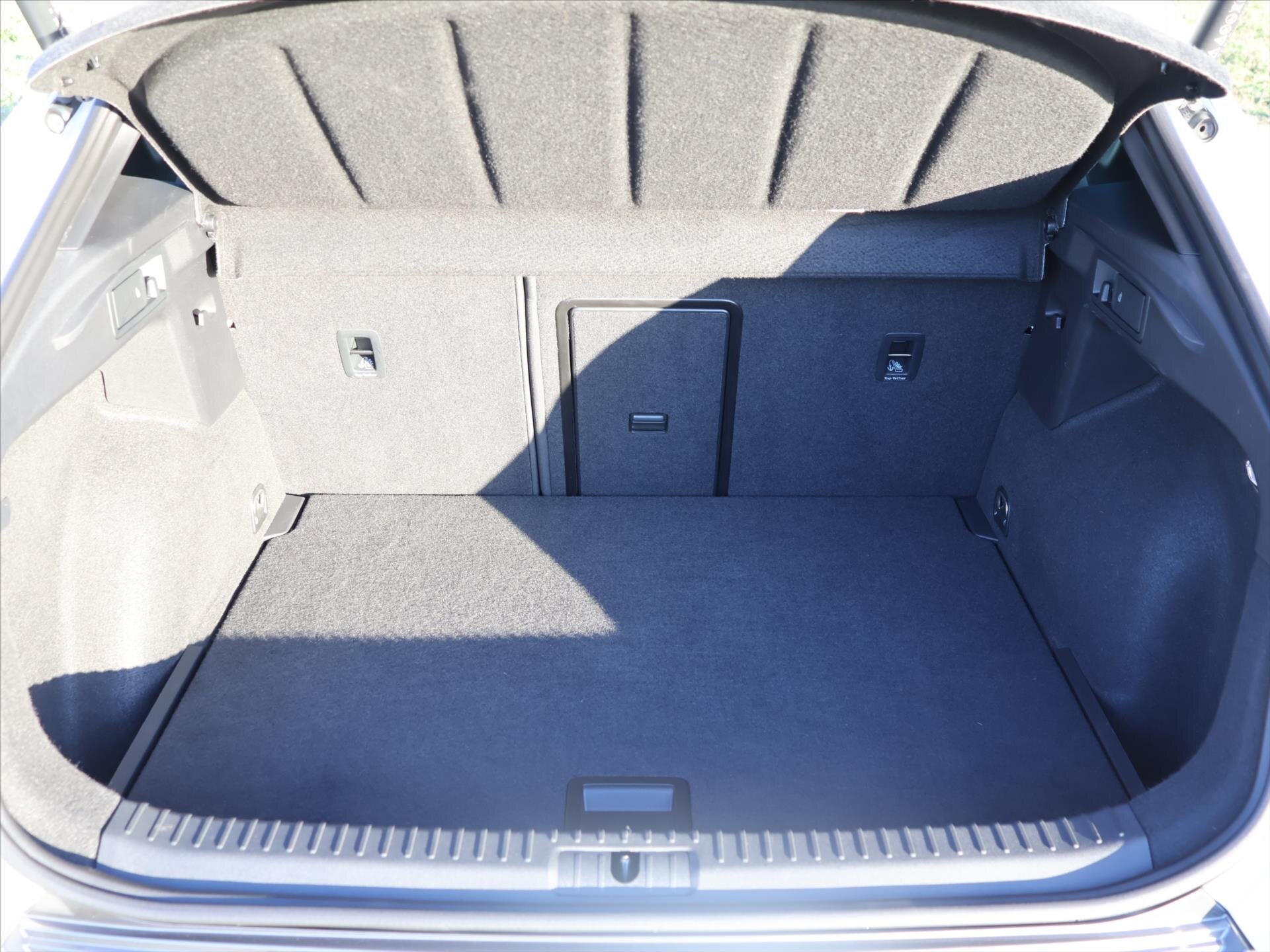 Cupra Formentor SUV / Terénní 2,0 l 228 kw