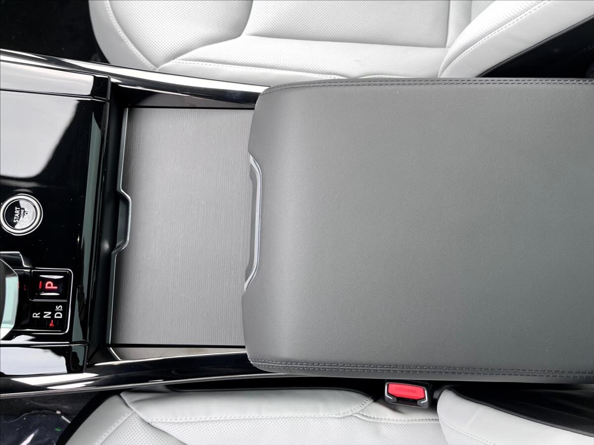 Land Rover Range Rover Sport SUV / Terénní 3,0 l 183 kw