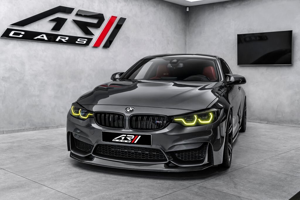 BMW M4 Kupé 3,0 l 331 kw