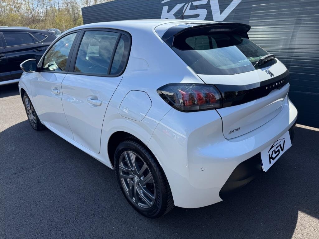 Peugeot 208 Hatchback 1,2 l 55 kw