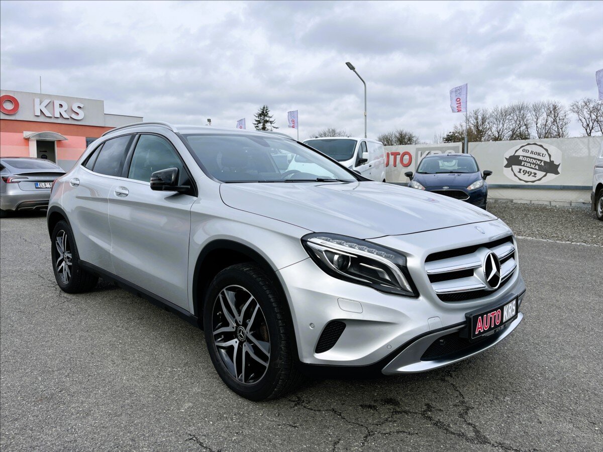 Mercedes-Benz GLA Hatchback 1,6 l 115 kw