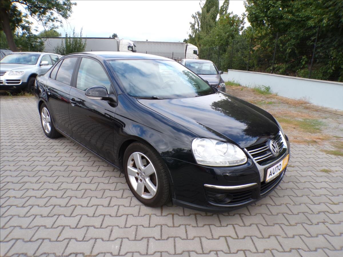 Volkswagen Jetta Sedan 1,4 l 90 kw