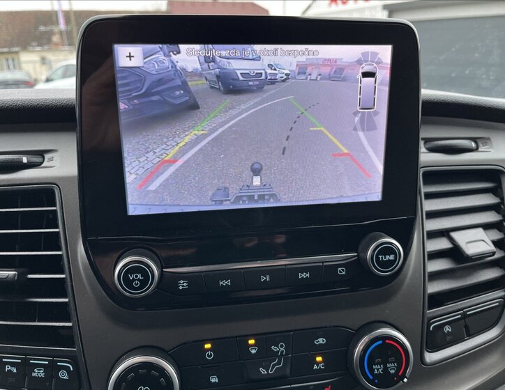 Ford Transit Custom 24