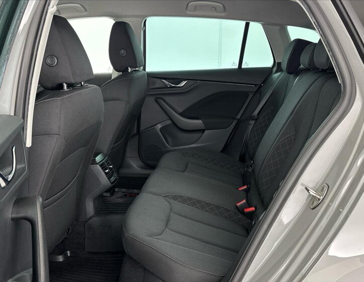 Škoda Scala Hatchback 999,0 85 kw