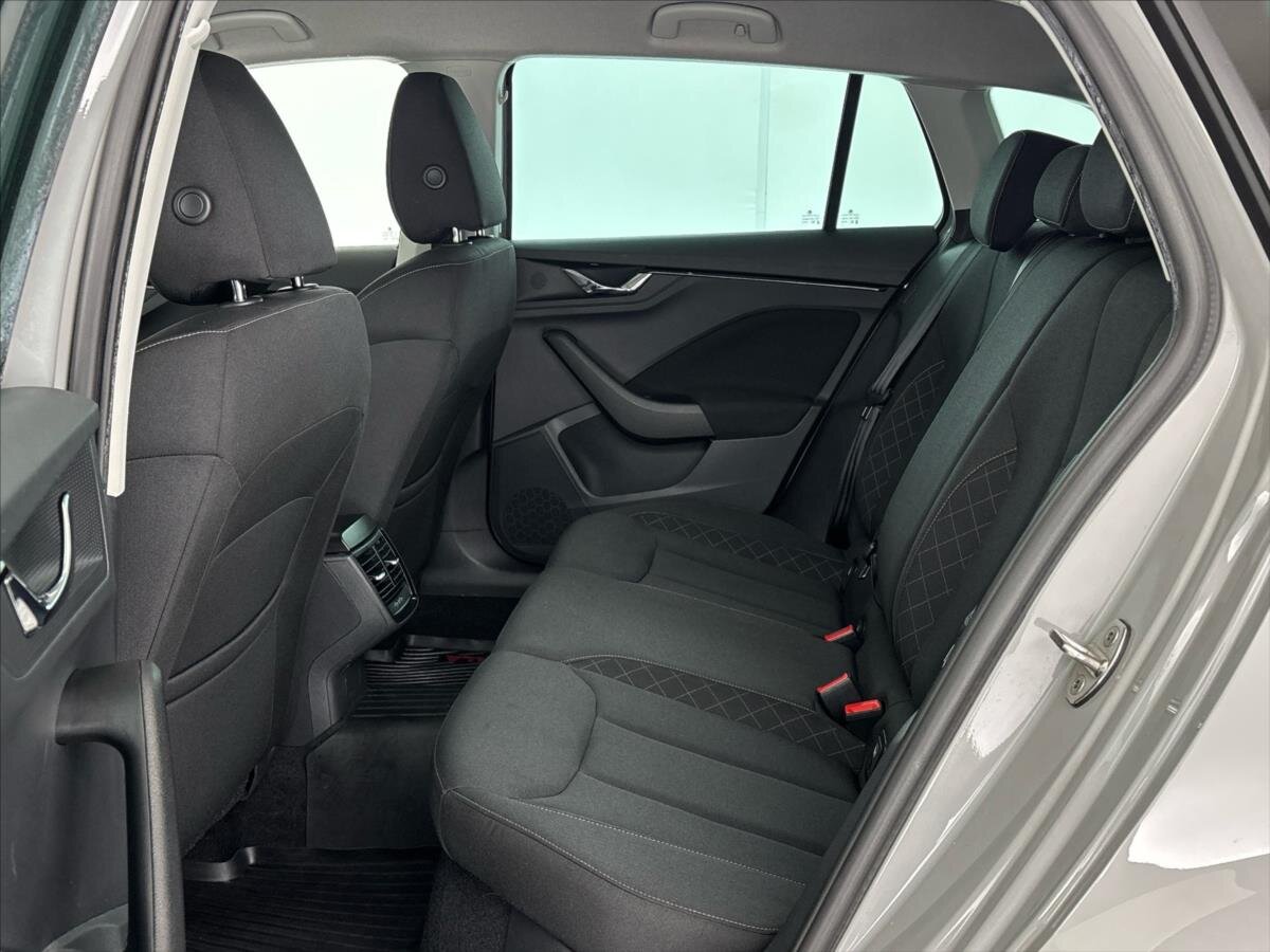 Škoda Scala Hatchback 999,0 85 kw