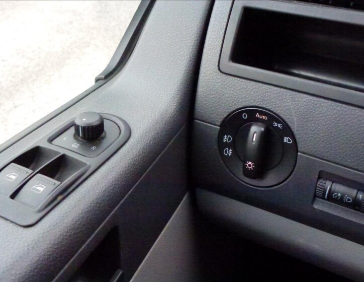 Volkswagen Transporter 27