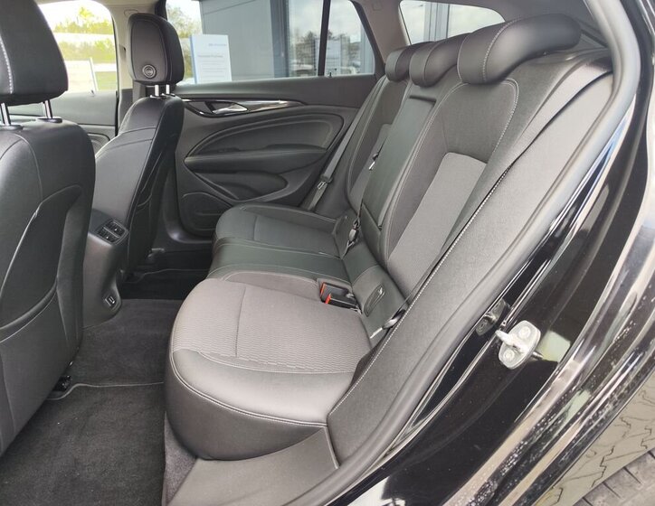 Opel Insignia Kombi 2,0 l 125 kw