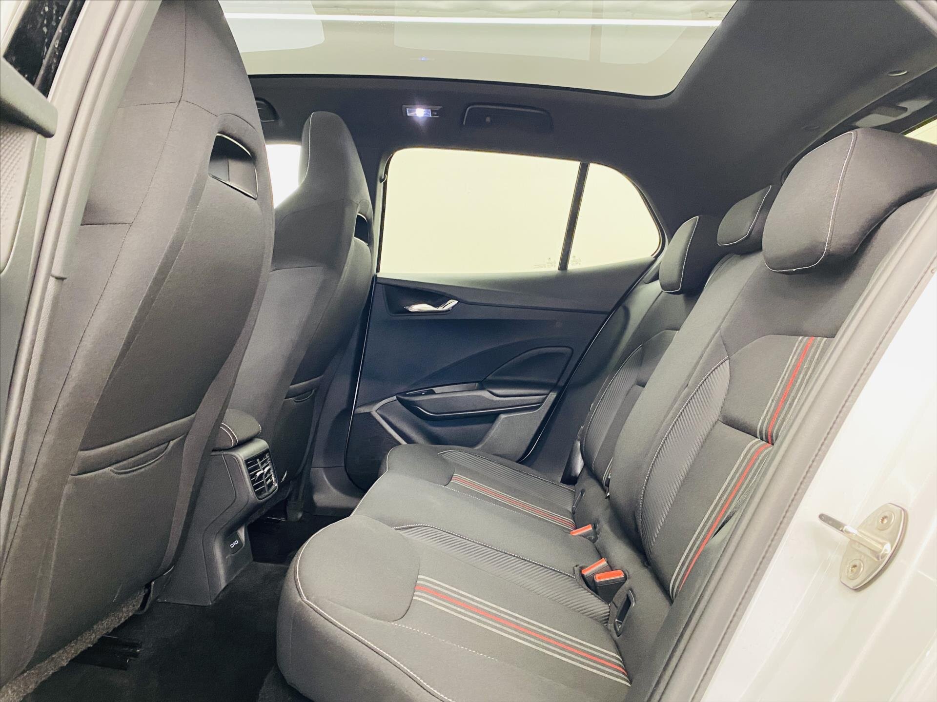 Škoda Fabia Hatchback 999,0 85 kw