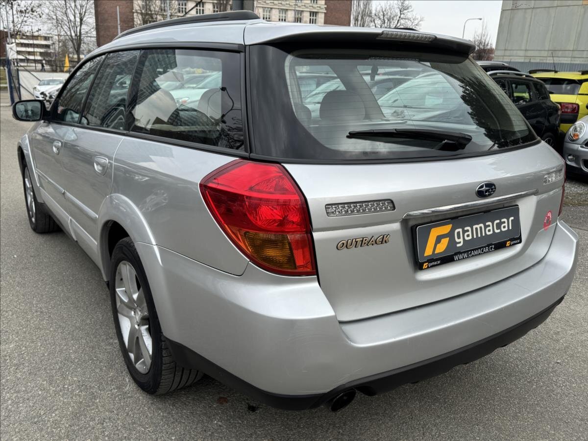 Subaru Legacy Kombi 3,0 l 180 kw