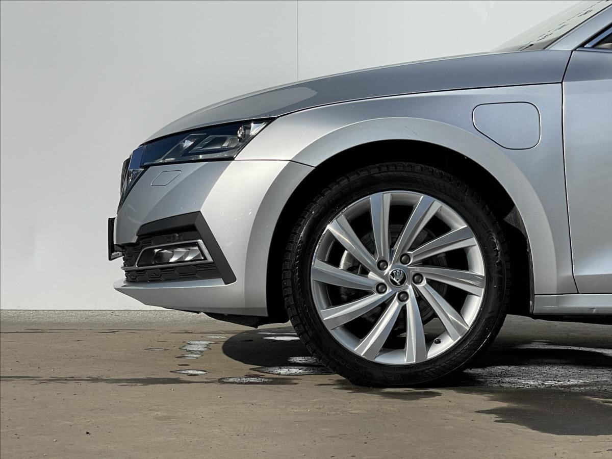 Škoda Octavia Kombi 1,4 l 150 kw