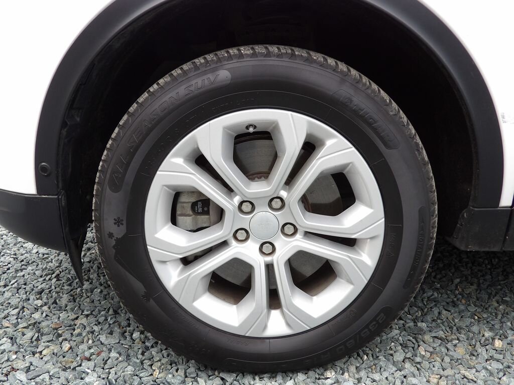 Land Rover Discovery Sport SUV / Terénní 2,0 l 110 kw