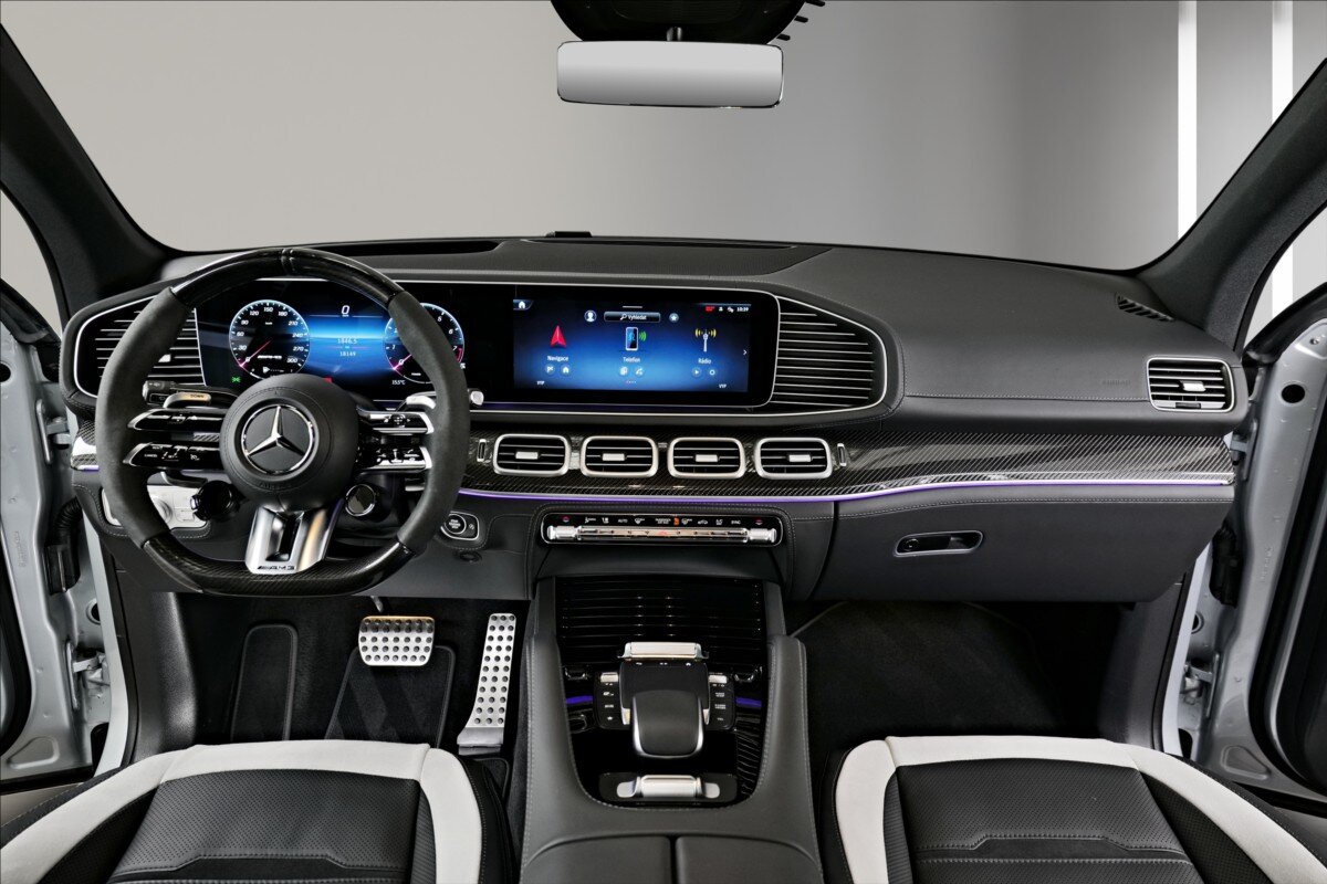 Mercedes-Benz GLE SUV / Terénní 4,0 l 450 kw