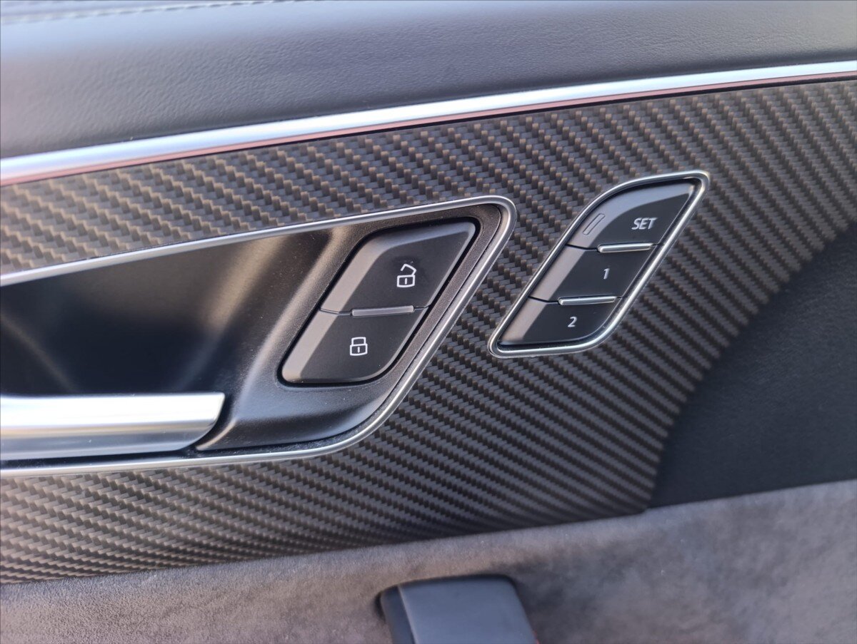 Audi RS Q8 SUV 4,0 l 441 kw