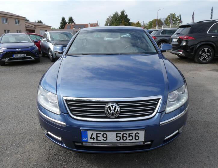 Volkswagen Phaeton 2