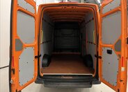 Volkswagen Crafter 18