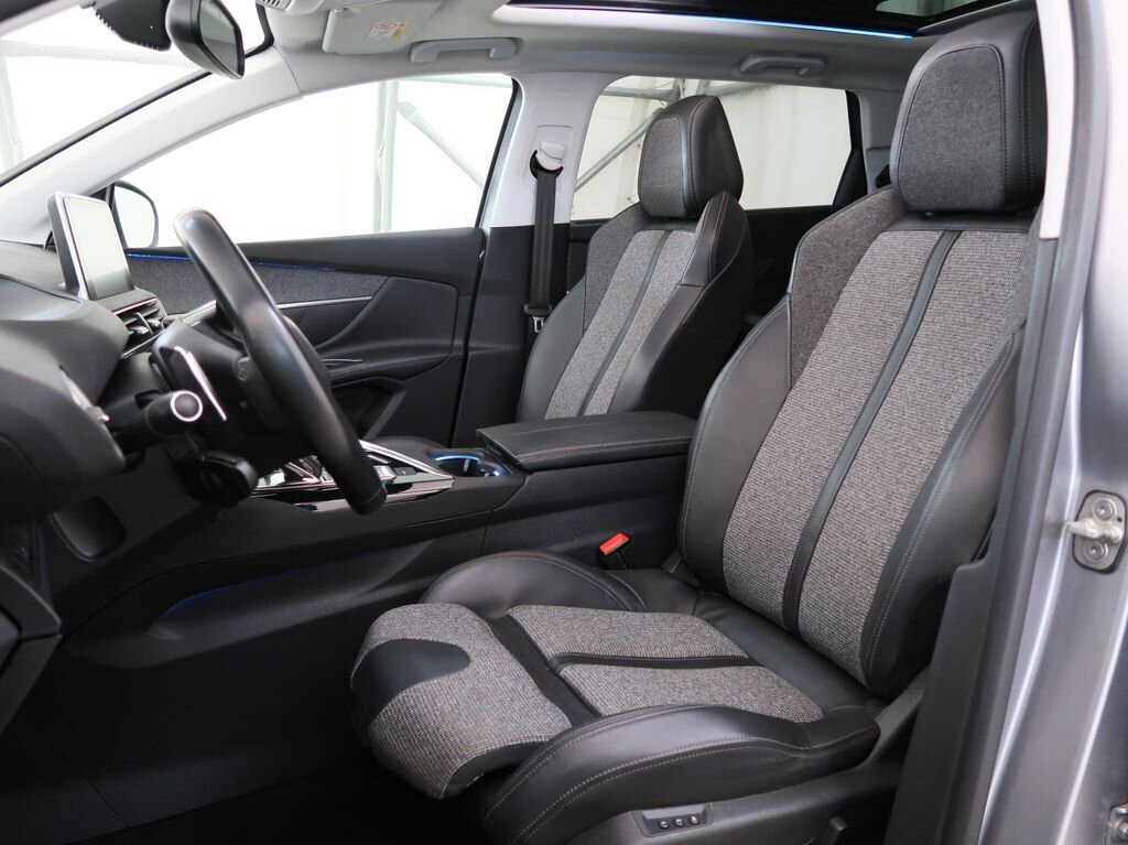 Peugeot 5008 SUV / Terénní 1,2 l 96 kw