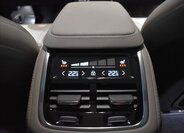 Volvo XC90 SUV / Terénní 2,0 l 335 kw