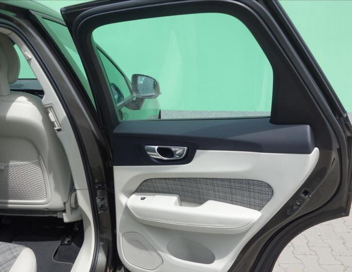 Volvo XC60 31