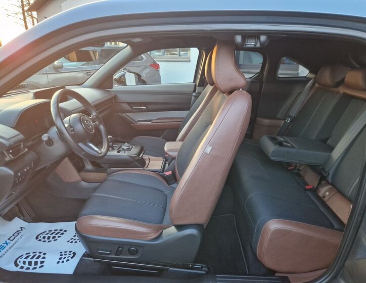 Mazda MX-30 SUV / Terénní 0,0 107 kw