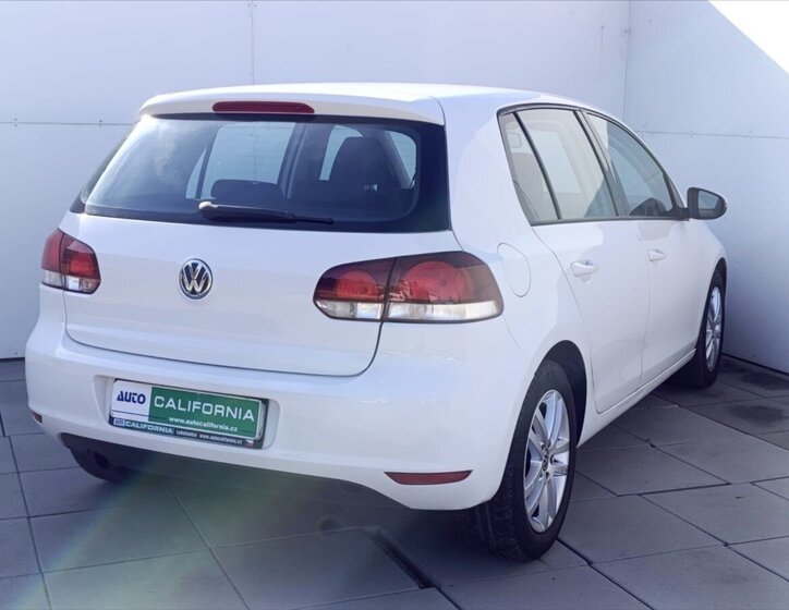 Volkswagen Golf Hatchback 1,6 l 77 kw