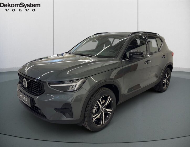 Volvo XC40 SUV 2,0 l 120 kw
