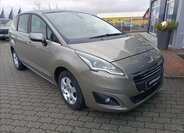 Peugeot 5008 SUV 1,6 l 88 kw