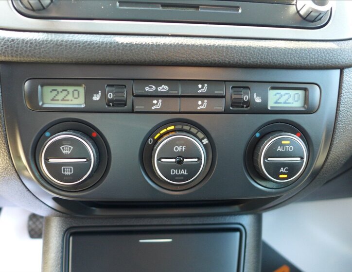 Volkswagen Tiguan SUV / Terénní 2,0 l 125 kw