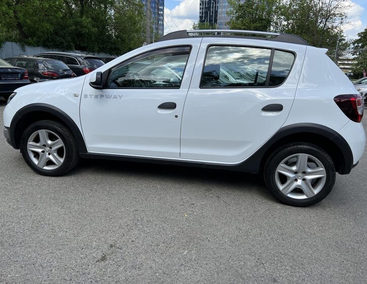 Dacia Sandero Hatchback 1,5 l 66 kw