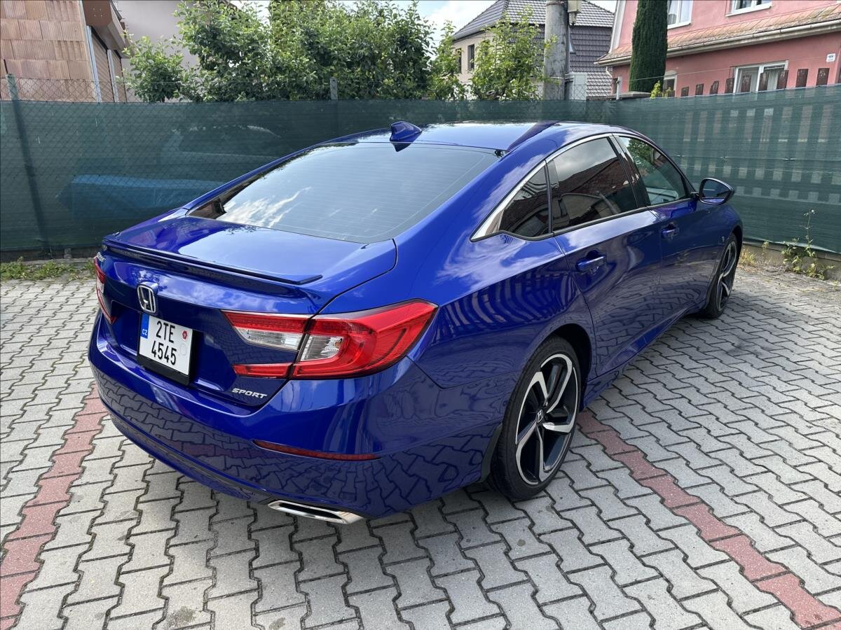 Honda Accord Sedan 1,5 l 141 kw