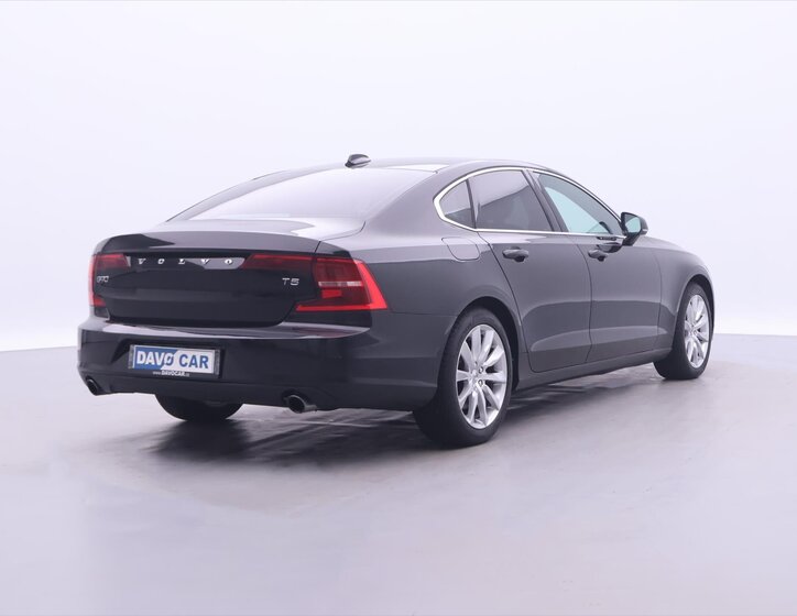 Volvo S90 Sedan 2,0 l 187 kw