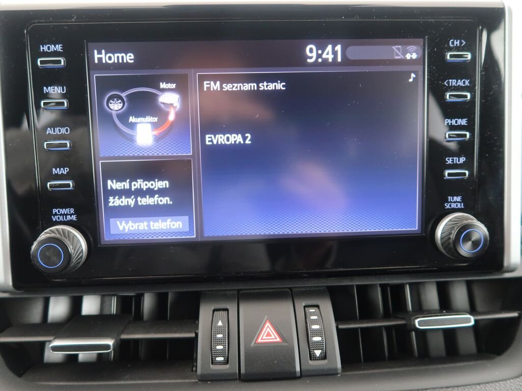Toyota RAV4 SUV / Terénní 2,5 l 131 kw