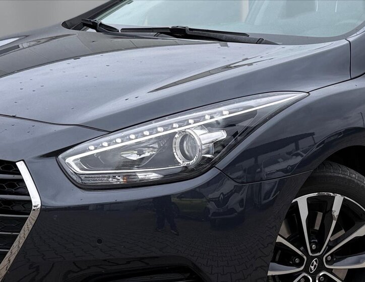 Hyundai i40 Kombi 1,7 l 104 kw