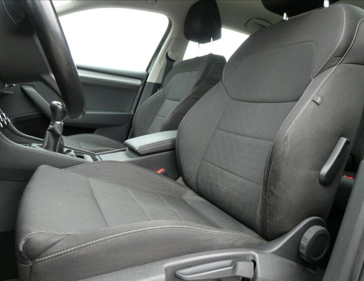 Škoda Superb Kombi 1,6 l 88 kw