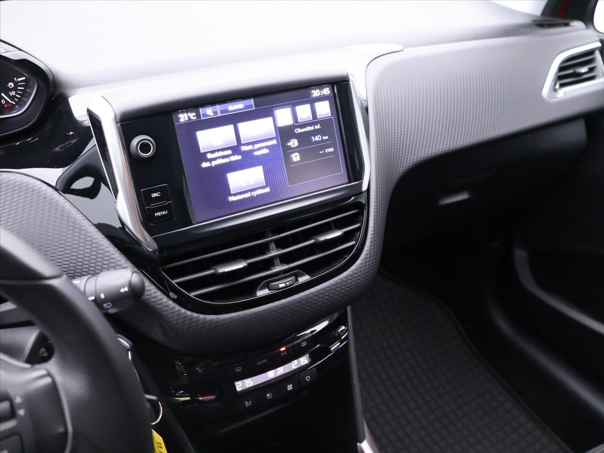 Peugeot 2008 MPV 1,2 l 60 kw