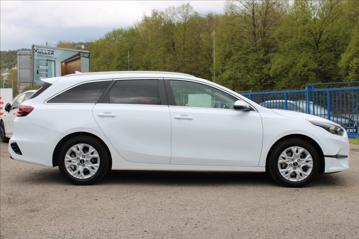 KIA Ceed Kombi 1,5 l 117 kw