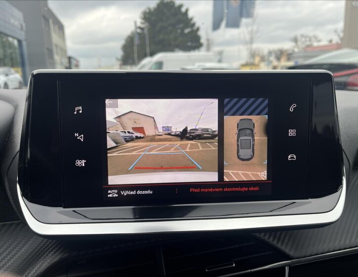 Peugeot 2008 SUV / Terénní 1,2 l 96 kw