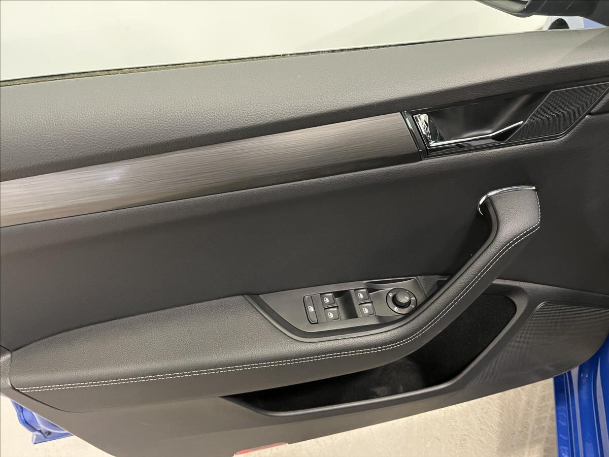 Škoda Superb Liftback 2,0 l 206 kw