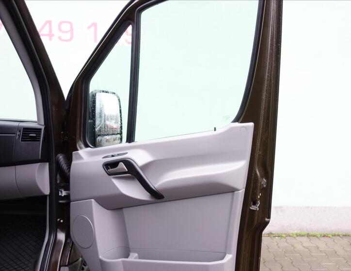 Mercedes-Benz Sprinter 12