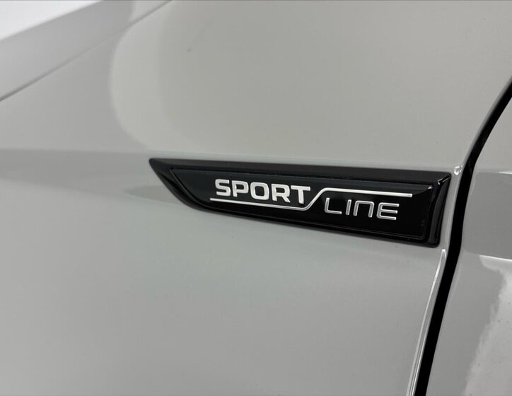 Škoda Karoq SUV / Terénní 1,5 l 110 kw