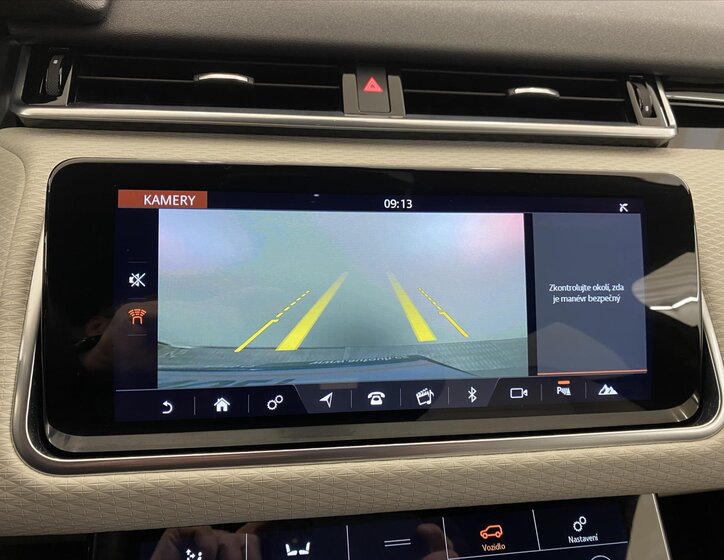 Land Rover Range Rover Velar 17