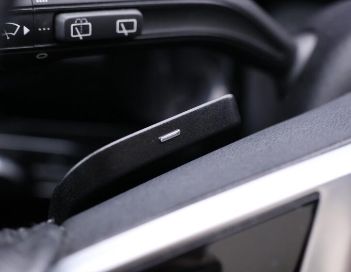 Mercedes-Benz GLA SUV / Terénní 2,0 l 165 kw