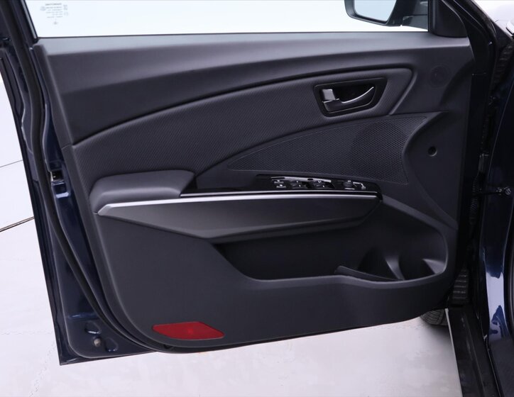 SsangYong Tivoli SUV / Terénní 1,5 l 120 kw