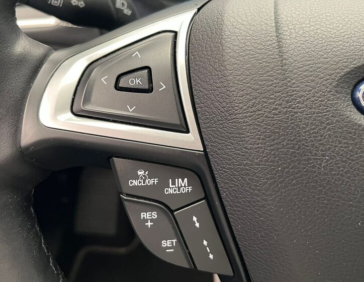 Ford S-MAX MPV 2,5 l 140 kw