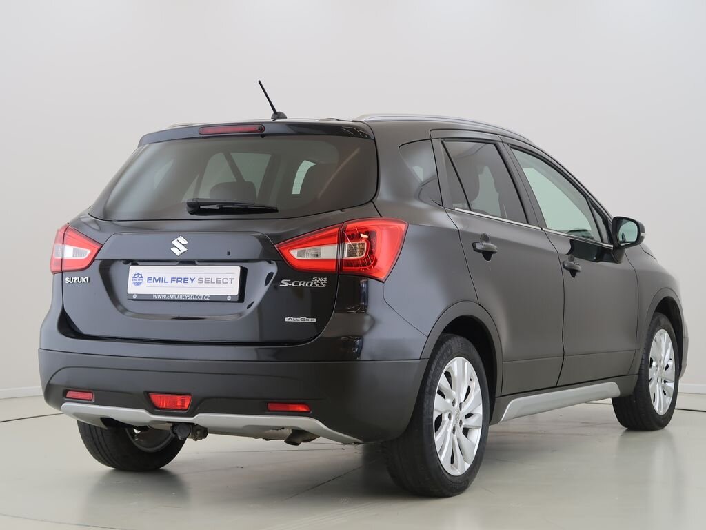 Suzuki SX4 SUV 998,0 82 kw