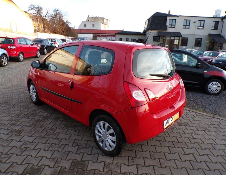Renault Twingo Hatchback 1,1 l 55 kw