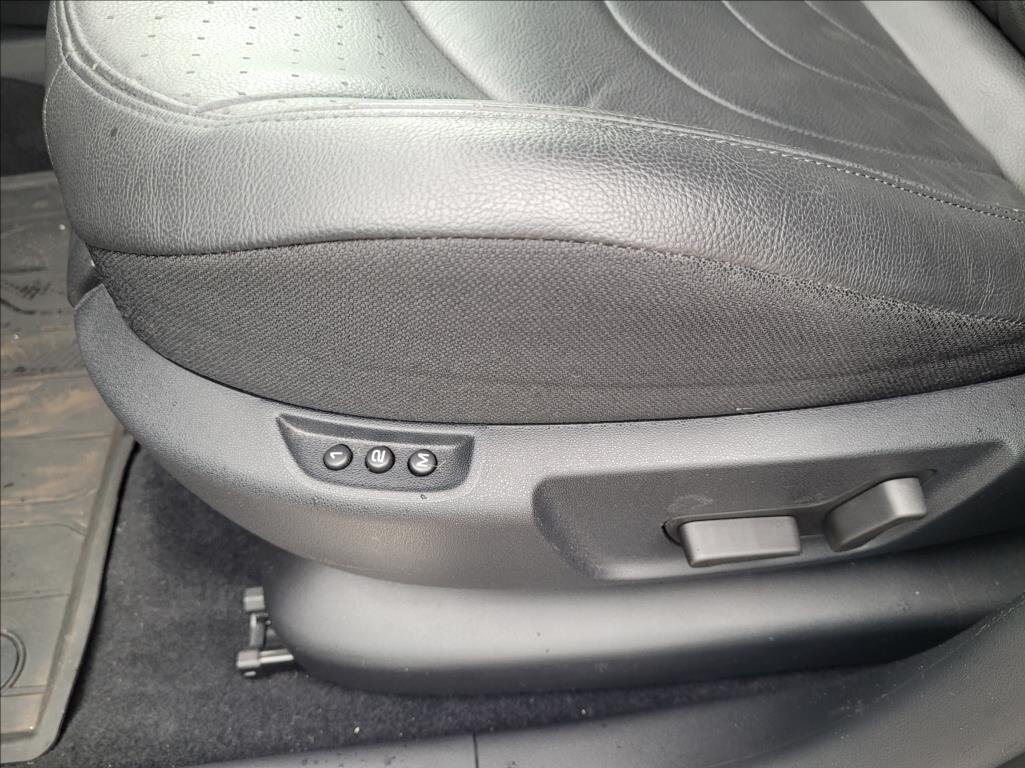 Citroën C4 SpaceTourer Kombi 2,0 l 120 kw