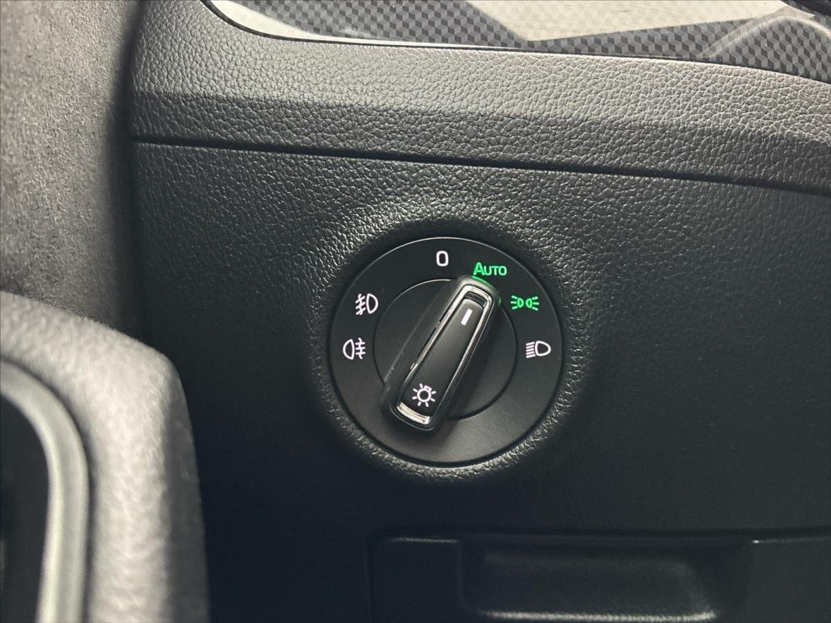 Škoda Superb Liftback 2,0 l 140 kw