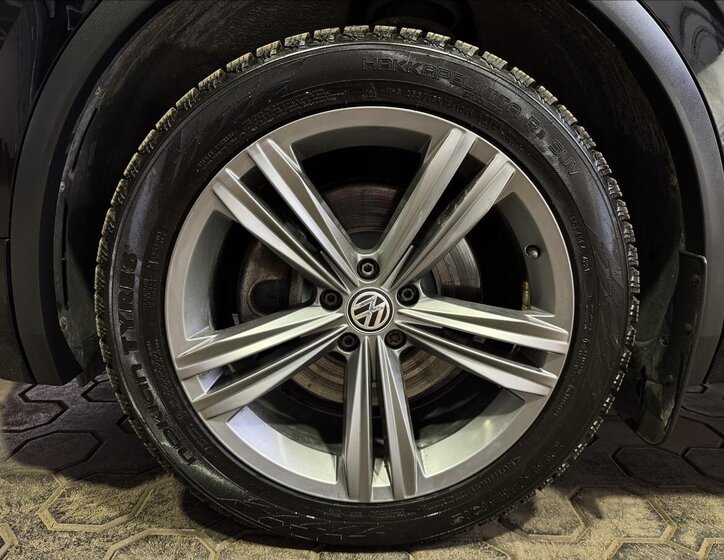 Volkswagen Tiguan SUV / Terénní 2,0 l 140 kw