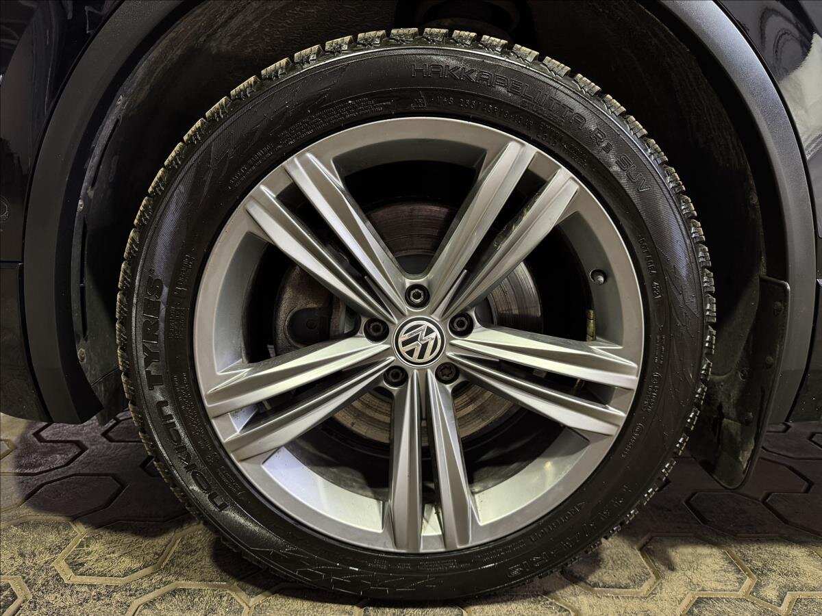 Volkswagen Tiguan SUV / Terénní 2,0 l 140 kw